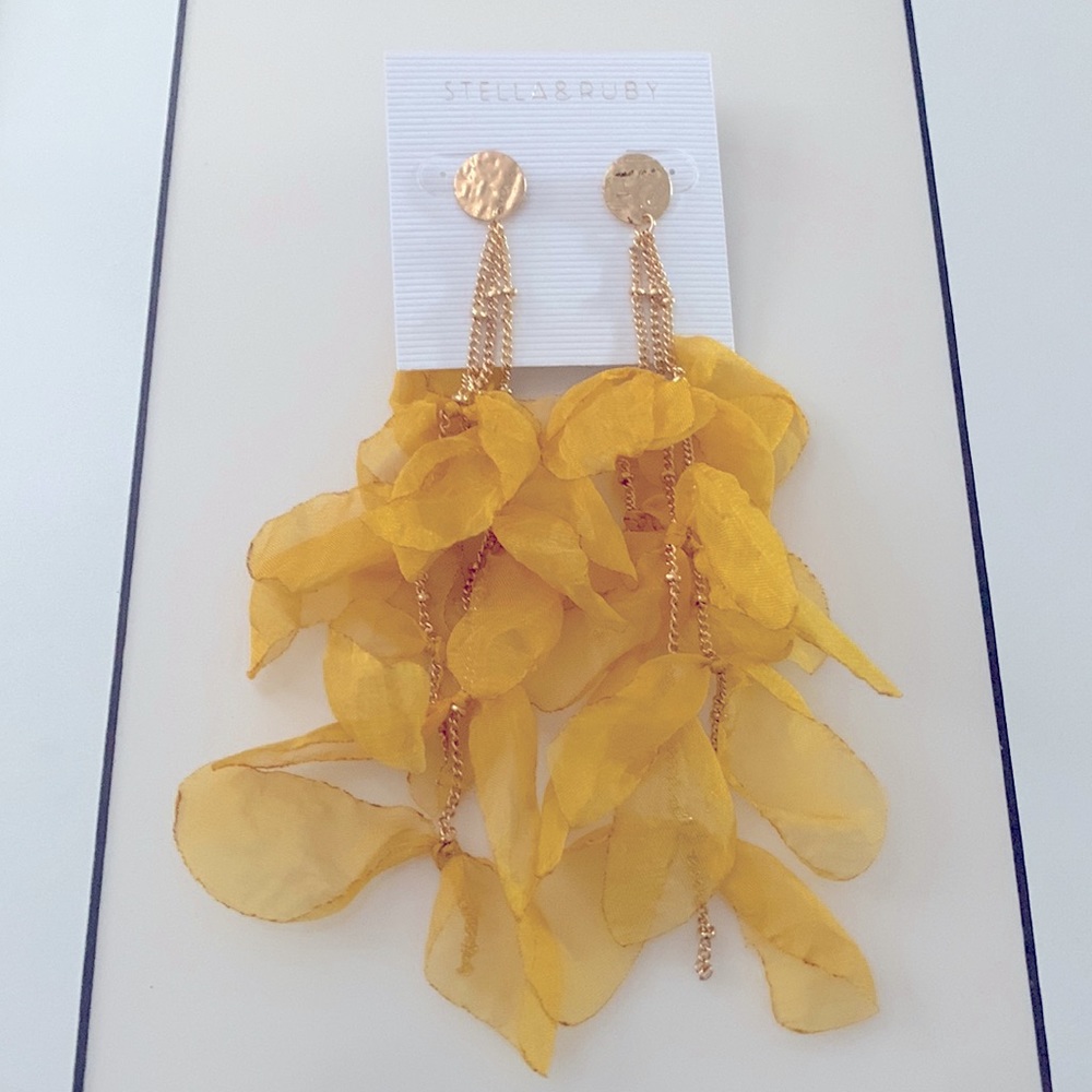 - Stella & Ruby earrings - Picture 2 of 3